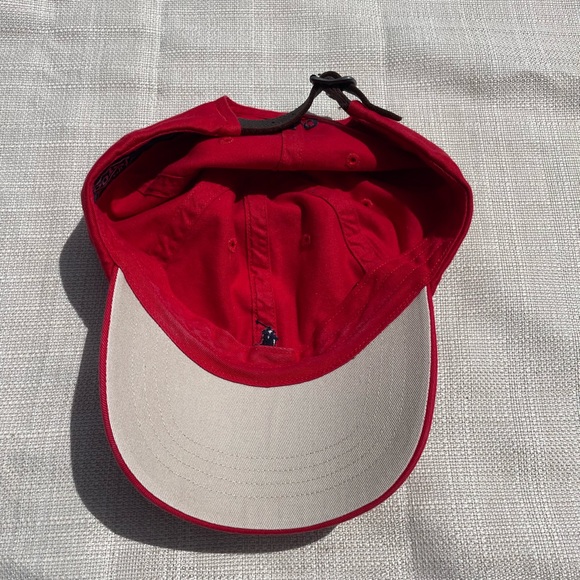 Women’s Polo Hat - Picture 2 of 3